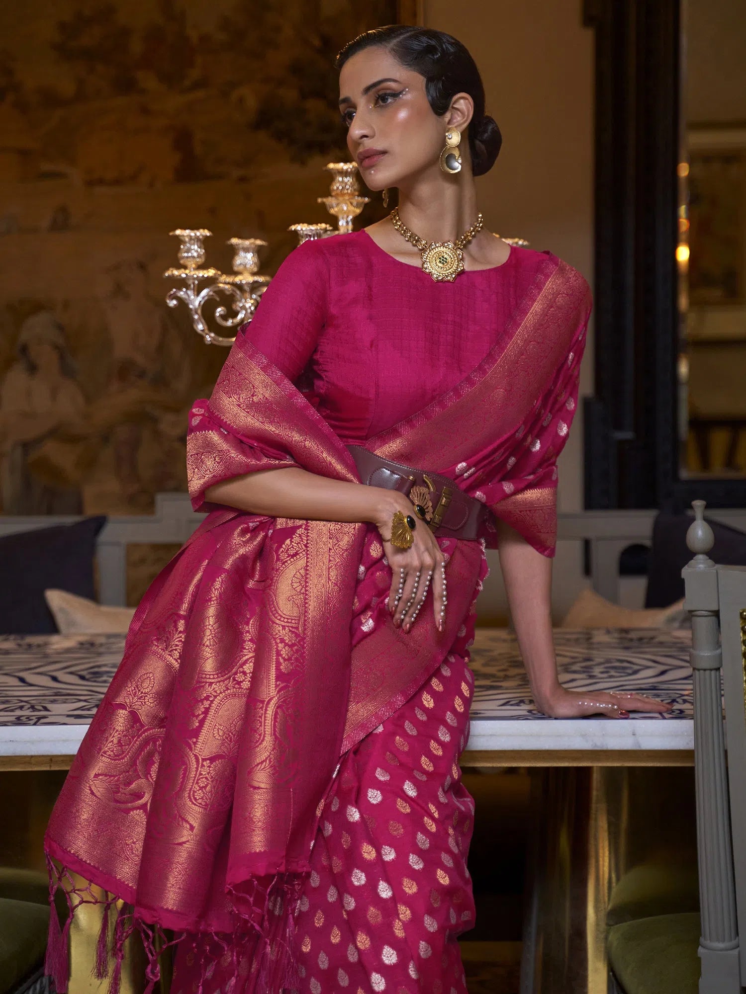 Saree Mall Women's  Blend Pink Woven Design Designer Saree With Blouse Piece-KLOSET294002 Chic Square Blouse