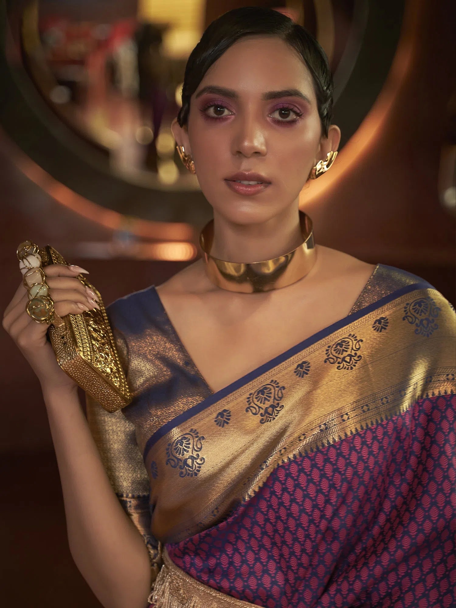 Saree Mall Women's  Blend Magenta Woven Design Handloom Saree With Blouse Piece-KURVEN262001 Elegant Silk Blouse