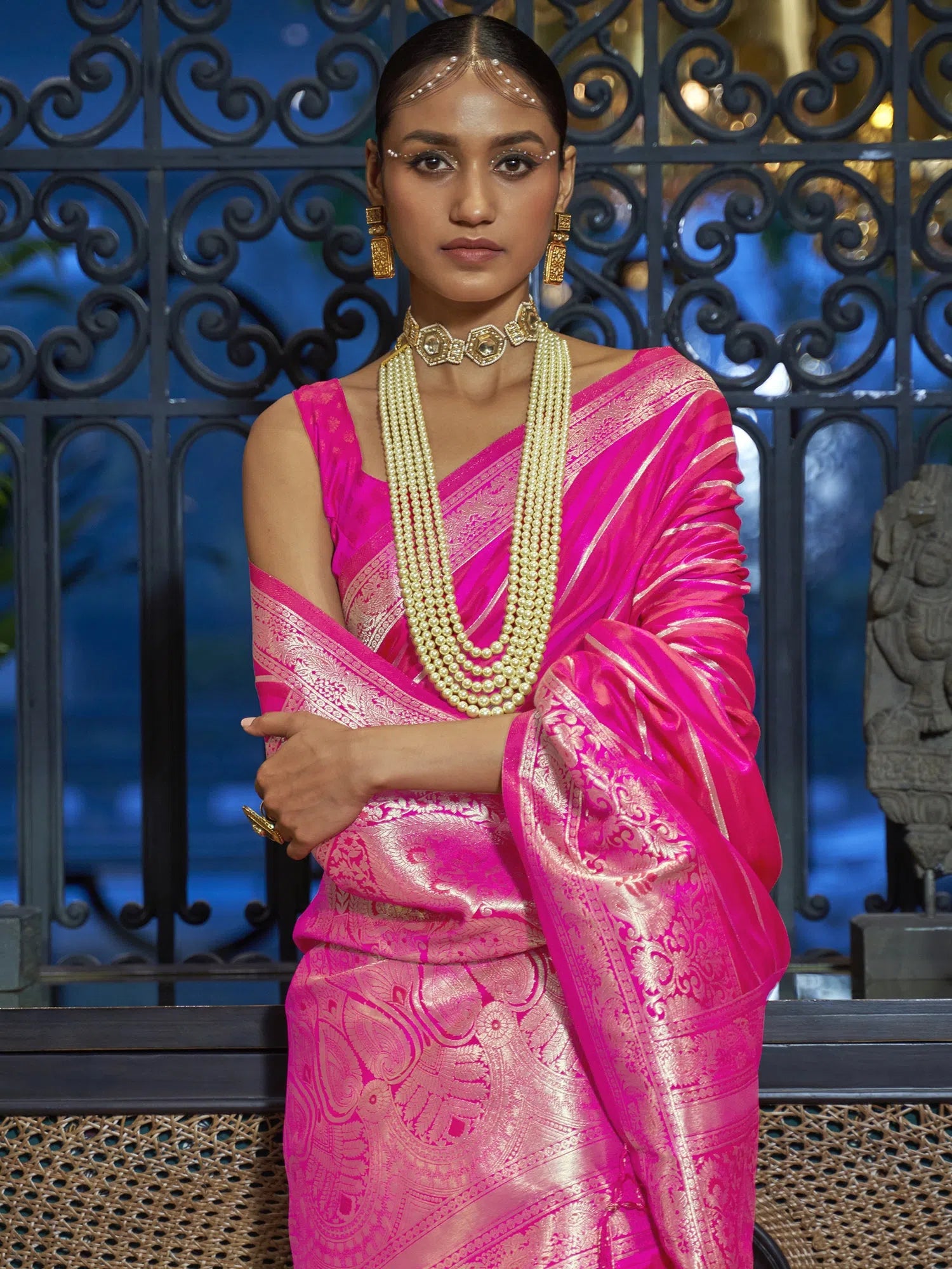 Saree Mall Women's  Blend Pink Woven Design Designer Saree With Blouse Piece-KRDHYA287001 Loose Fit Blouse