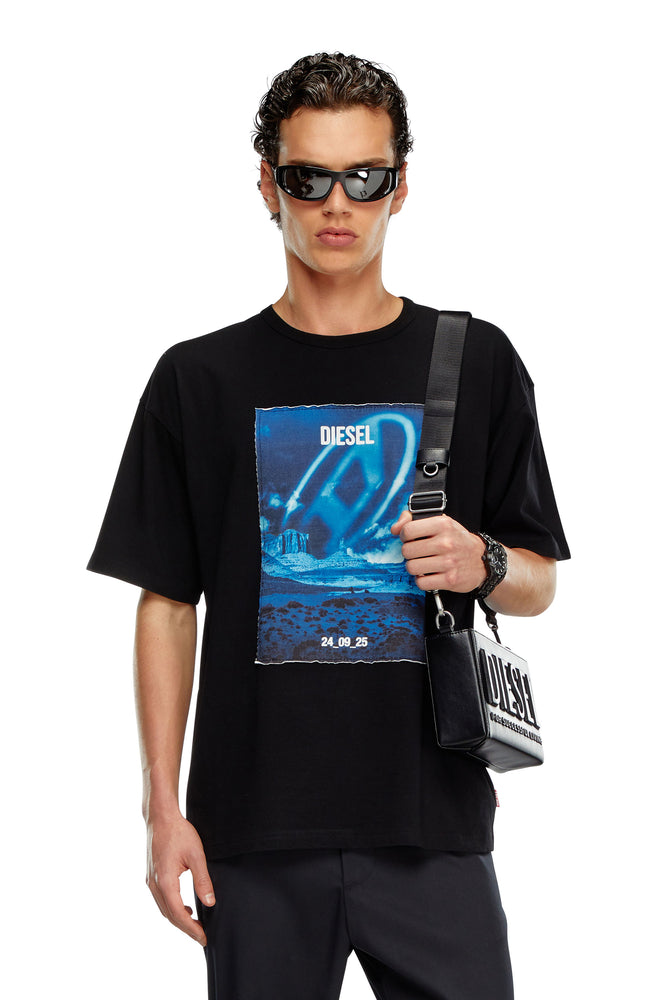 Long-sleeve T-shirt with printed patch-- Nylon Fabric Polyester Fabric Spandex Fabric Long-sleeve T-shirt with printed patch-- Nylon Fabric Polyester Fabric Spandex Fabric