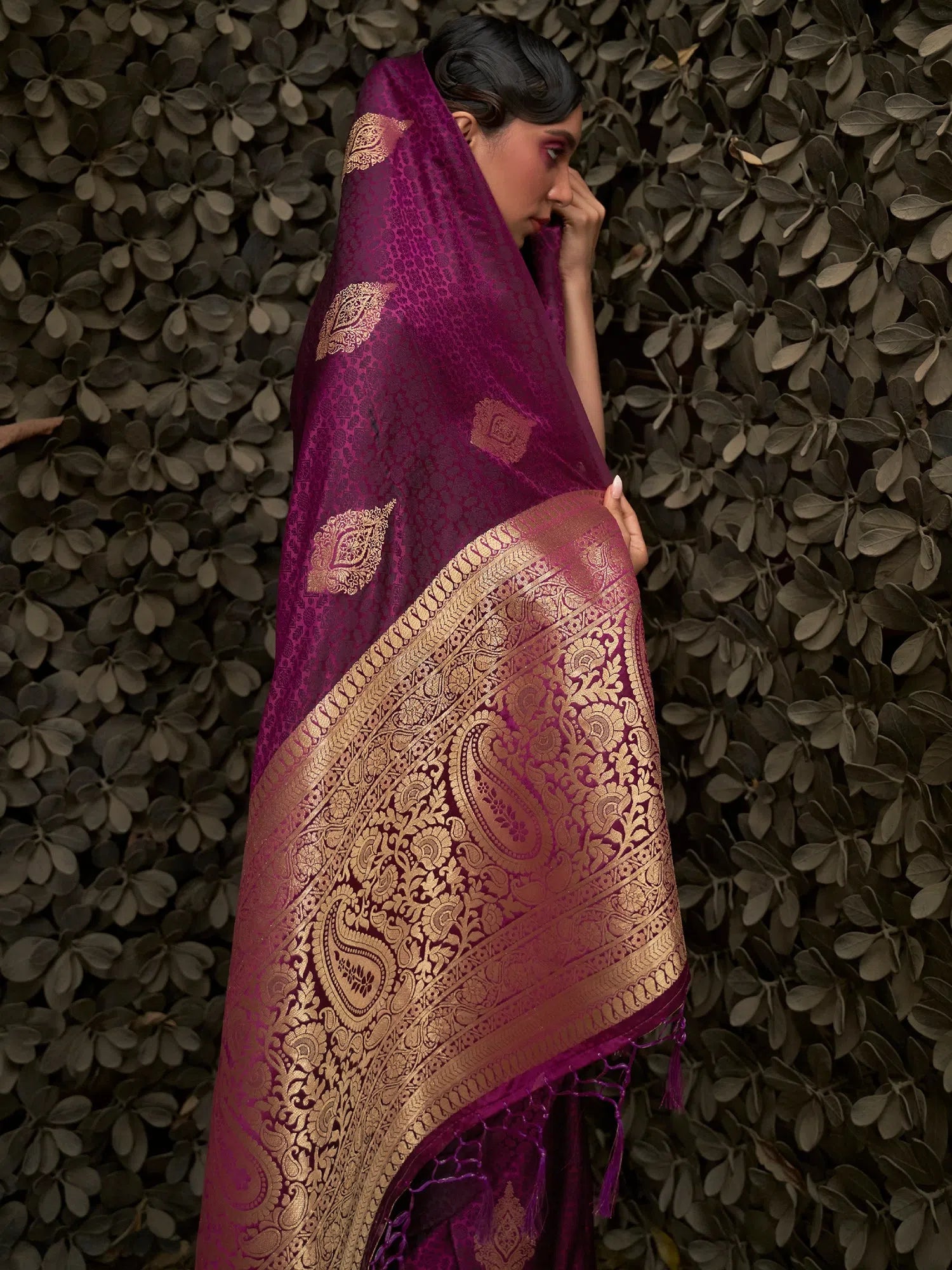 Saree Mall Women's Pure  Burgundy Woven Design Designer Saree With Blouse Piece-KHUSHT266004 Drape Neck Blouse