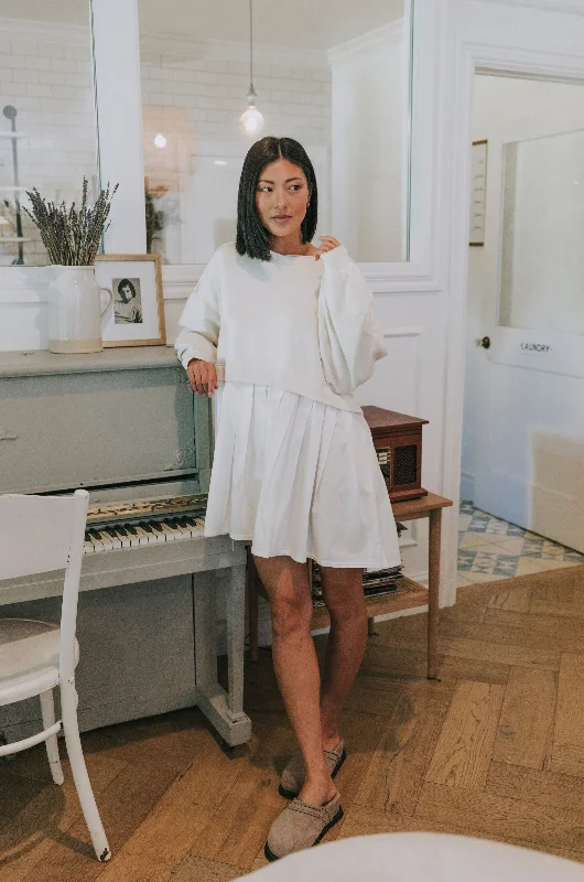 FREE PEOPLE - Eleanor Sweatshirt Hoodie with Hem Lace Feminine Delicate