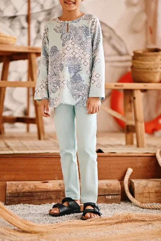 The Perfect Slim Fit Pants - Tiffany Blue Fashionable Sporty Pants