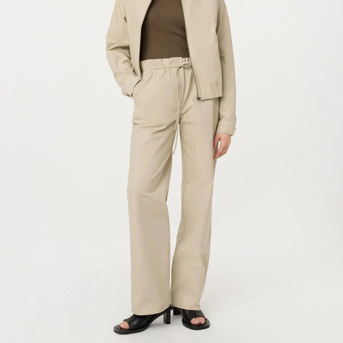 Frank And Oak - The Annie Paper Bag Loose Pant Classic Straight-Leg Pants