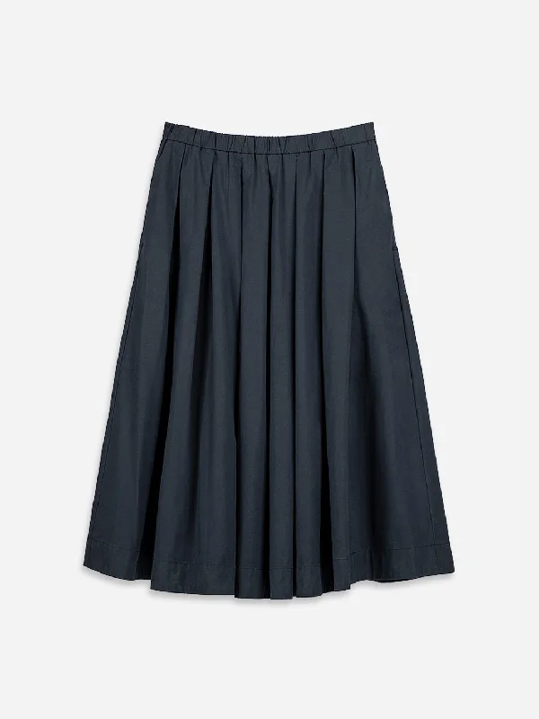 Voluminous Drape Skirt button skirt front