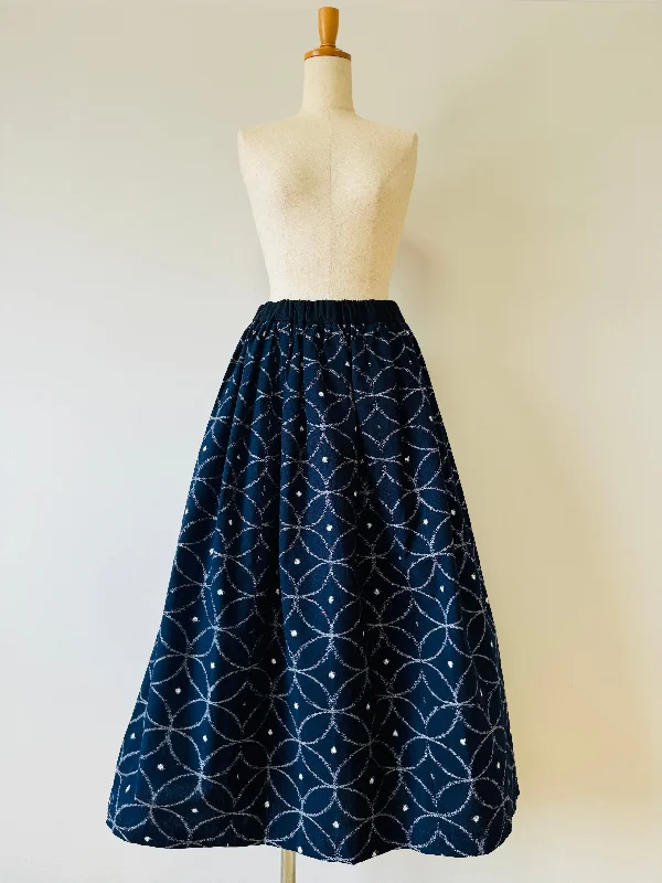 Kurume Kasuri Skirt [Cloisonne Pattern] pleated skirt texture