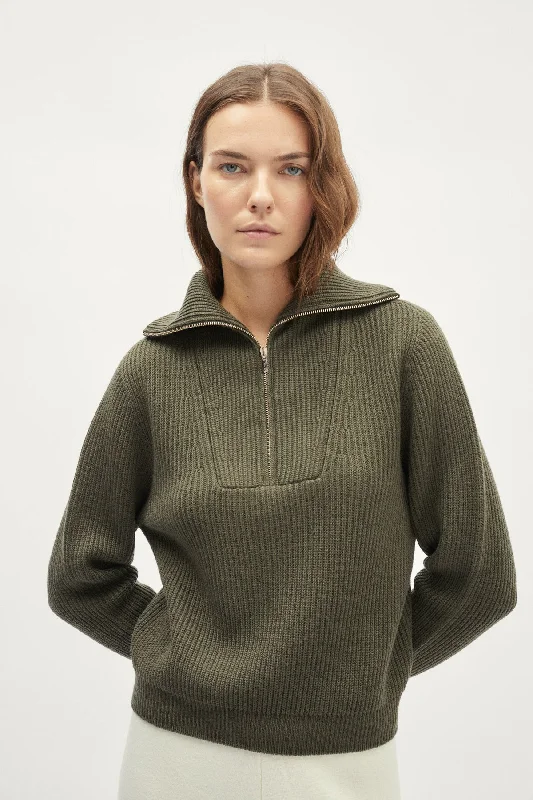 The Merino Wool Half-zip Sweater Stylish Fashionable Trendy
