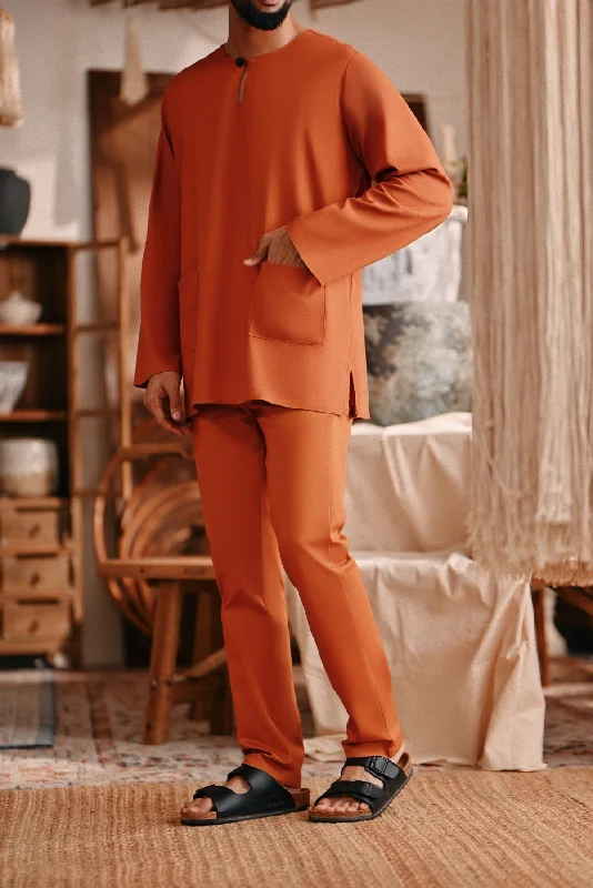 The Perfect Men Slim Fit Pants - Brown Trendy Wide-Legged Trousers