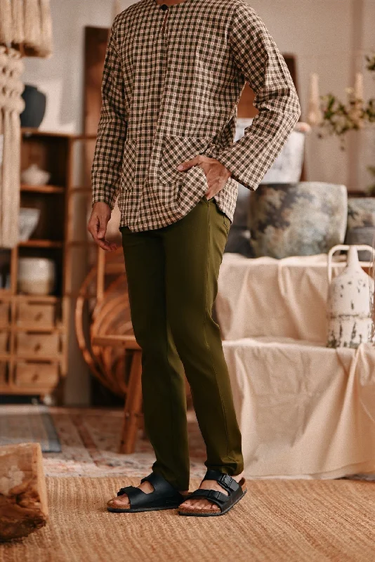The Perfect Men Slim Fit Pants - Olive Fashionable Button-Up Pants