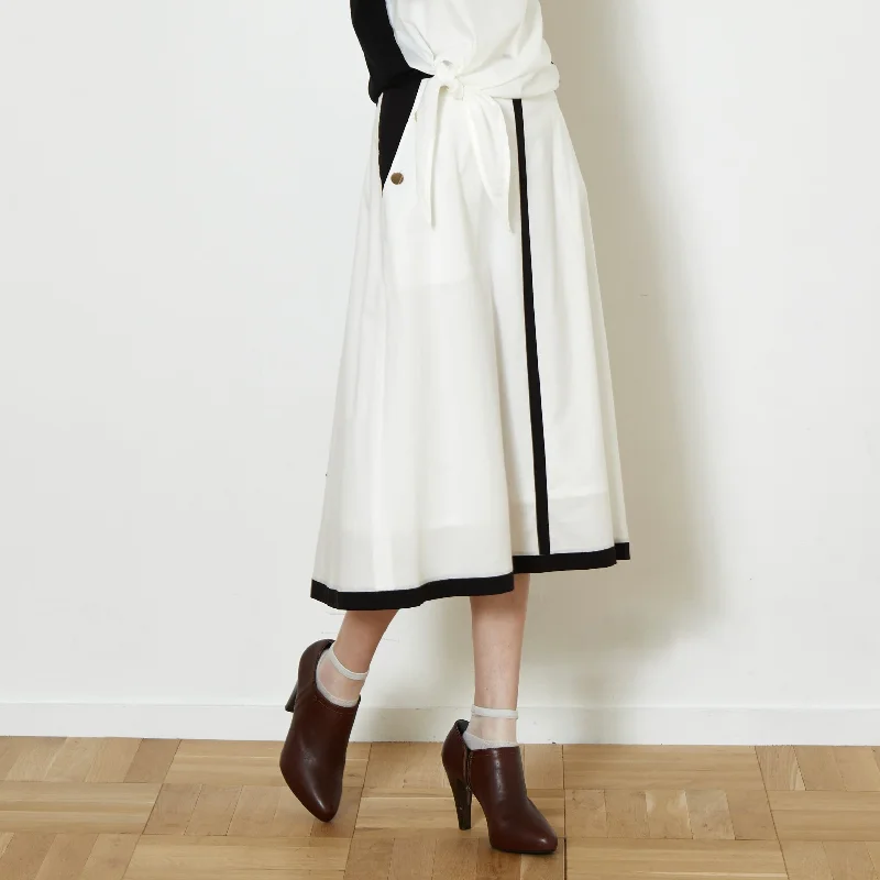 DiDi Guranjie Buttoned Schematic A-line Skirt (Off-White & Black) silk skirt elegant